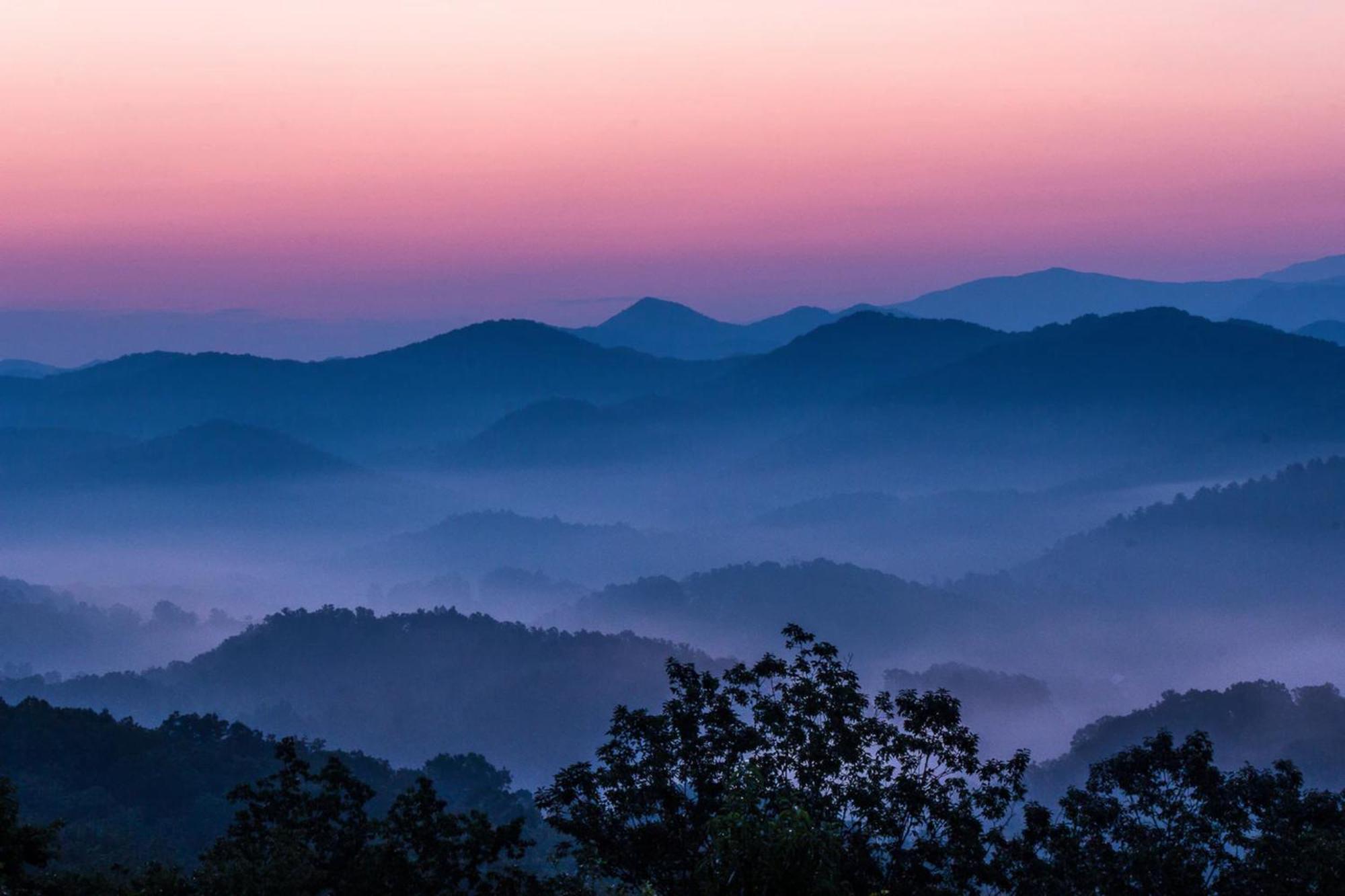 Views 1Br15Bath Pet-Friendly With Hot Tub & Bbq Pigeon Forge Exteriör bild