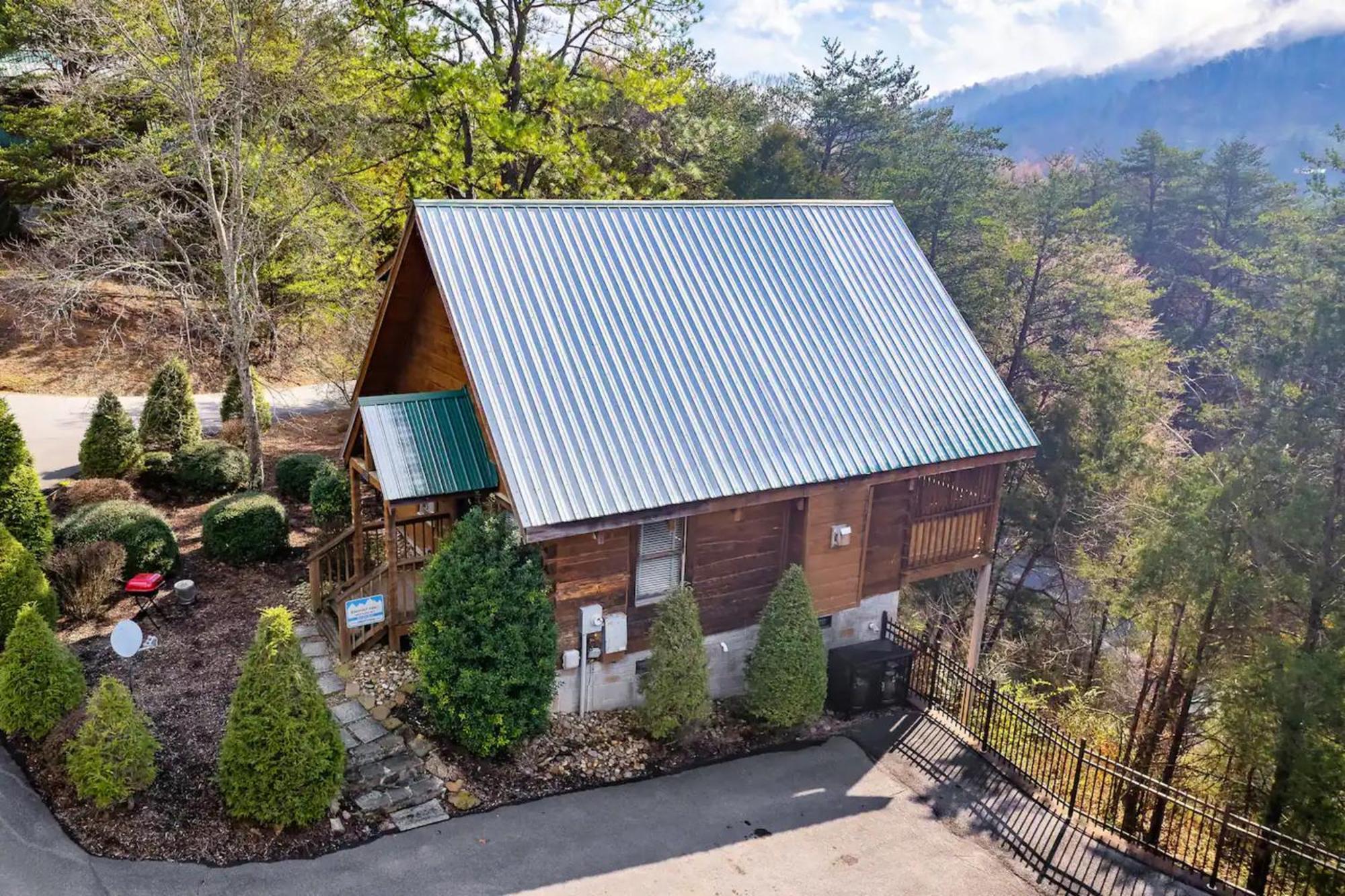 Views 1Br15Bath Pet-Friendly With Hot Tub & Bbq Pigeon Forge Exteriör bild